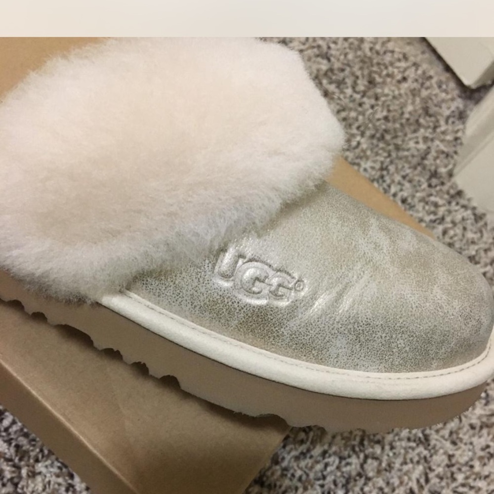 UGG